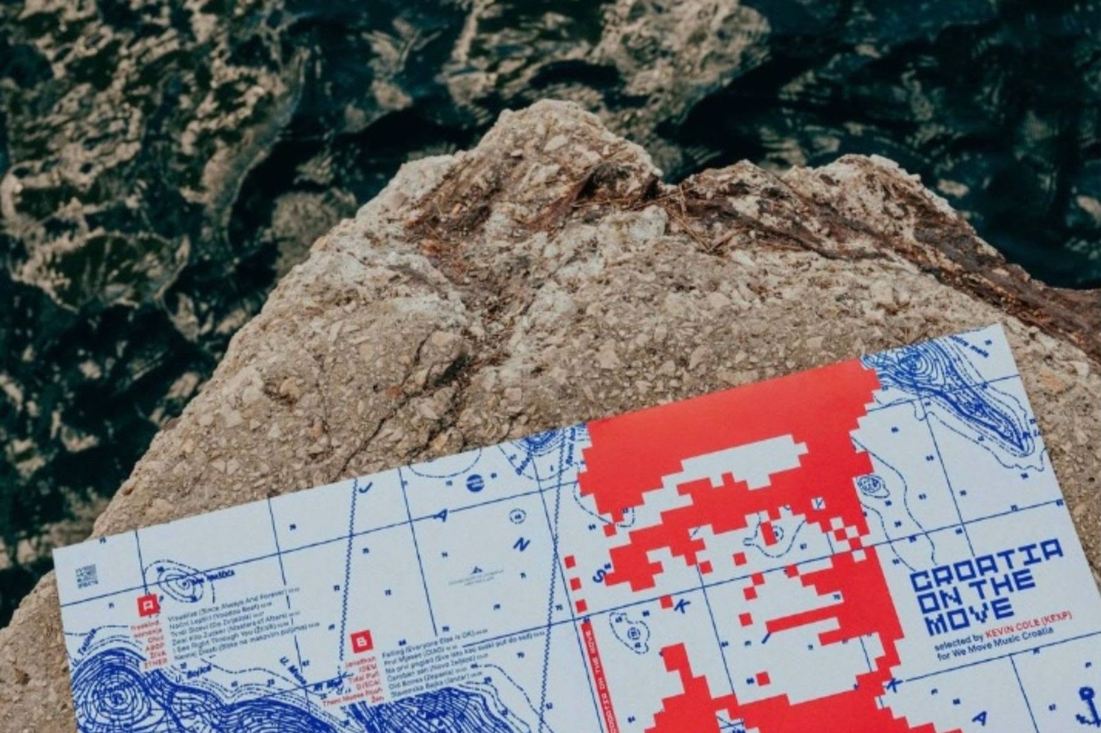 The front sleeve on the rocks &mdash; Croatia on the Move, Cycle Studio Zagreb