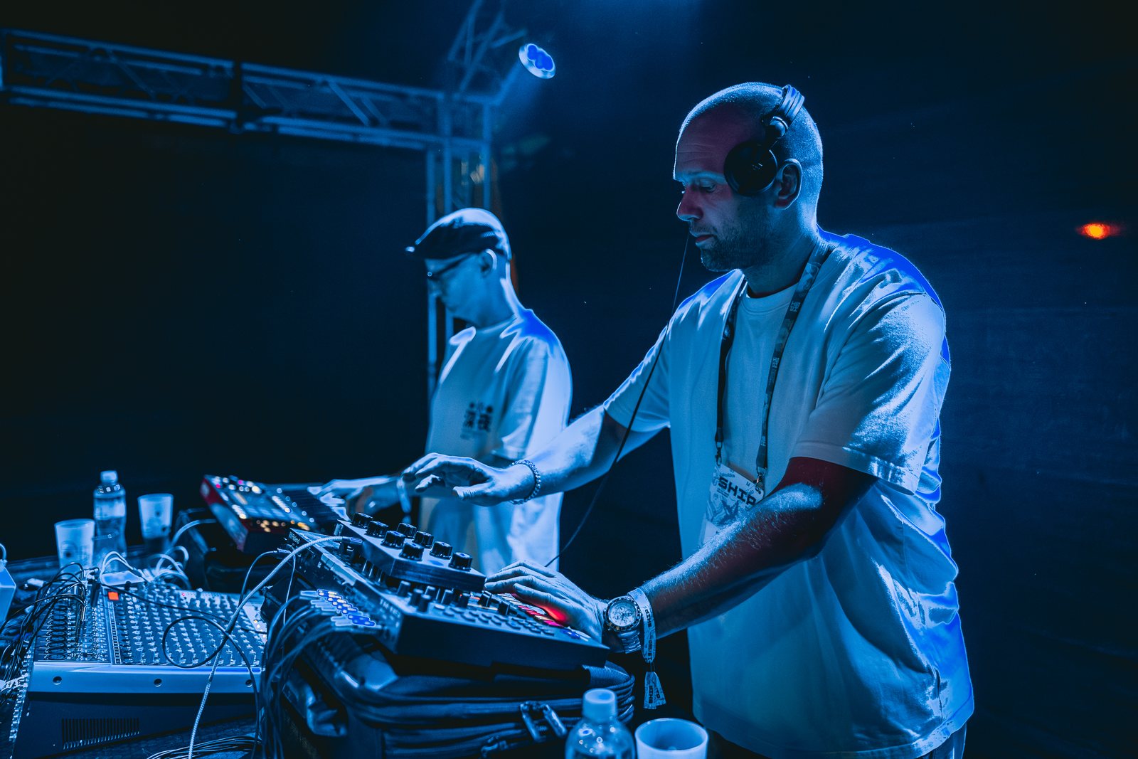 Jan Kincl and Ishfaq at the desk &mdash; SHIP Festival 2026, photo by Filip Kova&ccaron;evi&cacute;